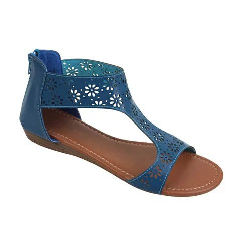 Crazy Daisies Summer Sandals - Delicate Flower Cutouts for a Stylish Summer Look