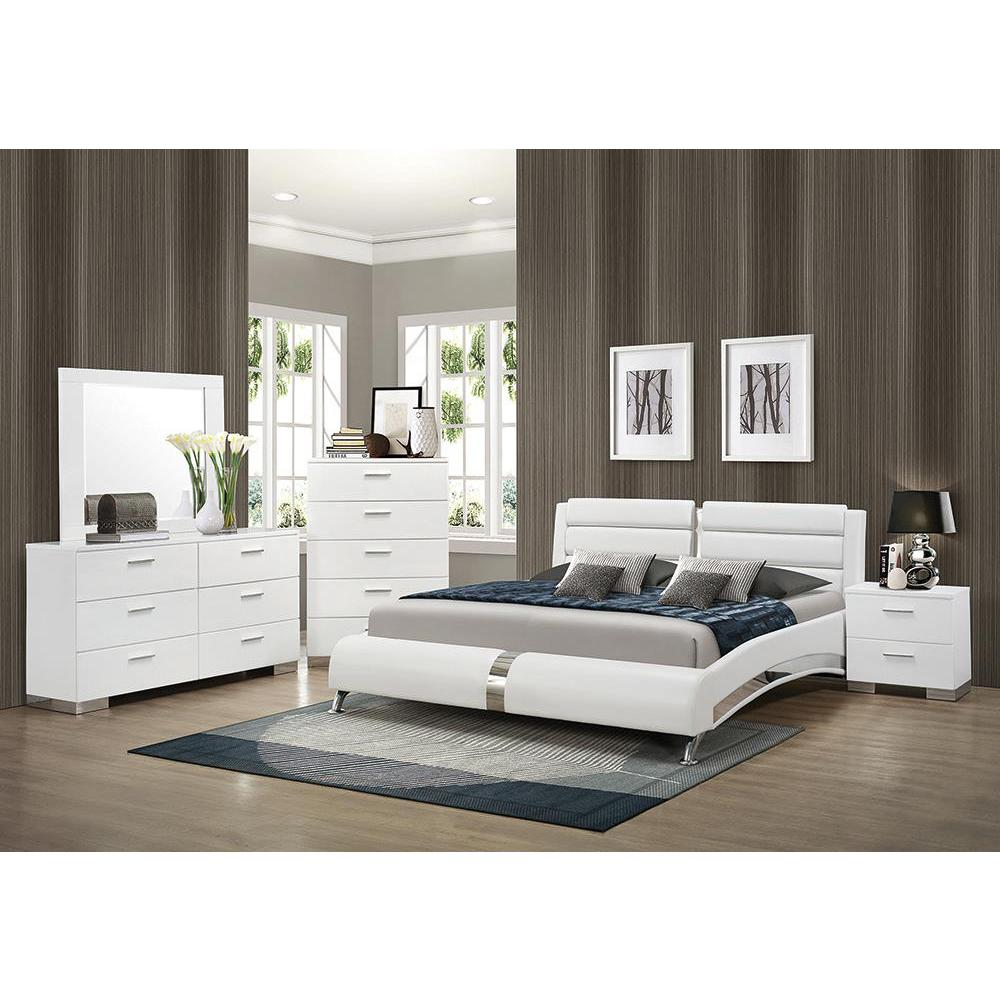 Jeremaine 4-piece Queen Bedroom Set Glossy White