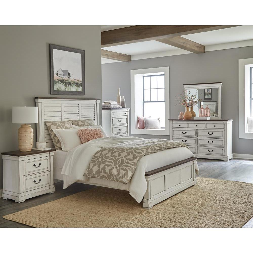 Hillcrest 5-piece Eastern King Panel Bedroom Set White and Dark Rum