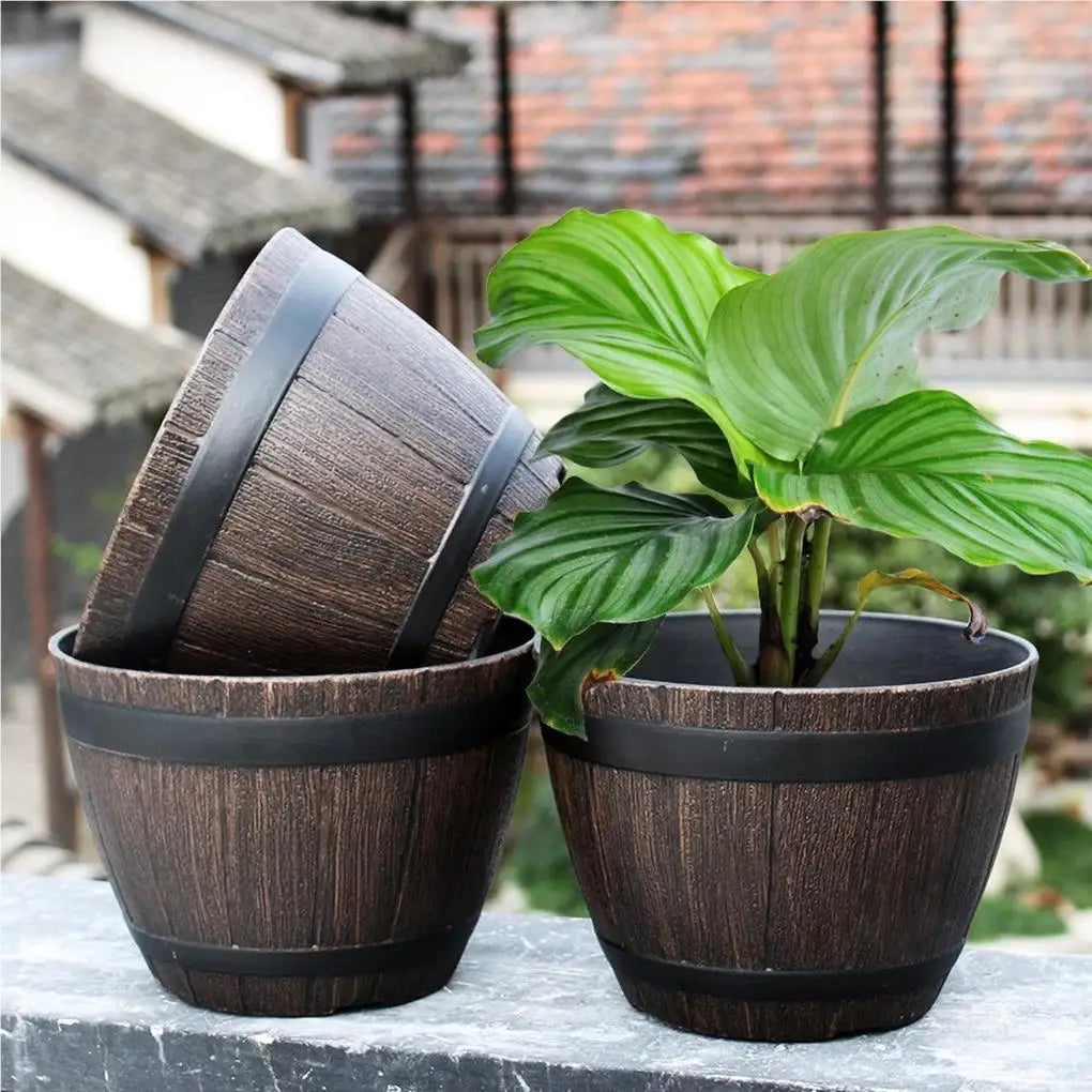 Simulation Wood Barrels 9 Inch Resin Flower Pot Vintage Style Bucket Shape Planter Home Decoration Outdoor Patio Farmhouse